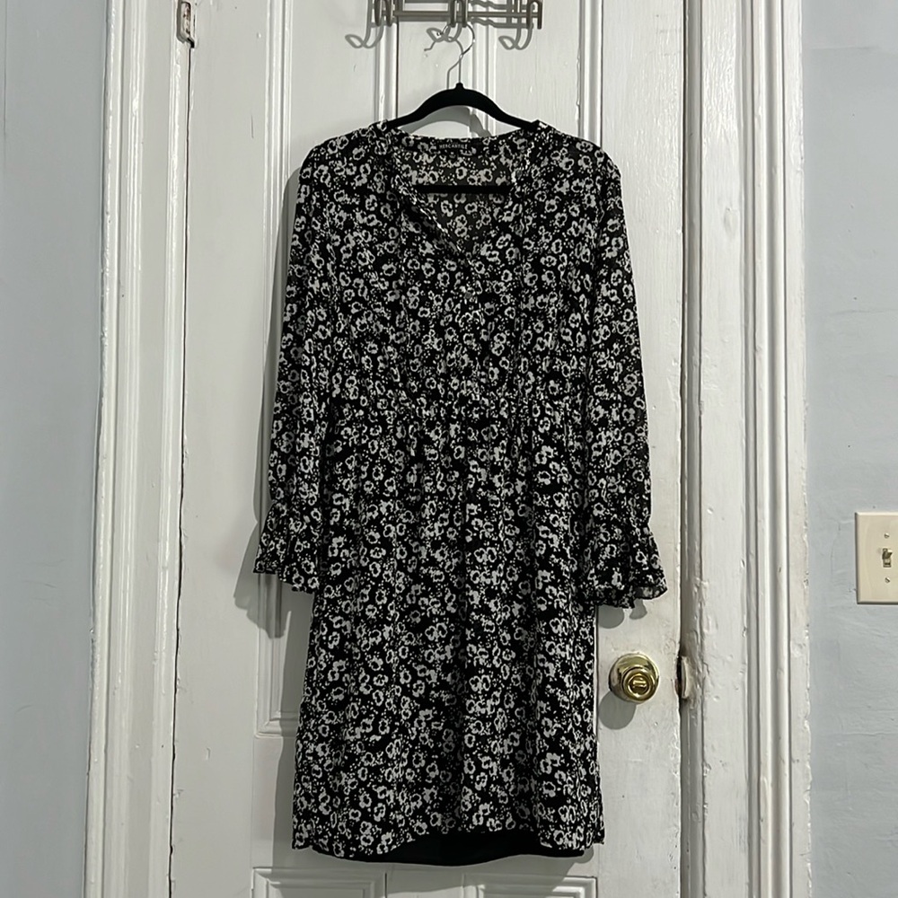J.CREW Mercantile Floral Black & White Print Size Medium